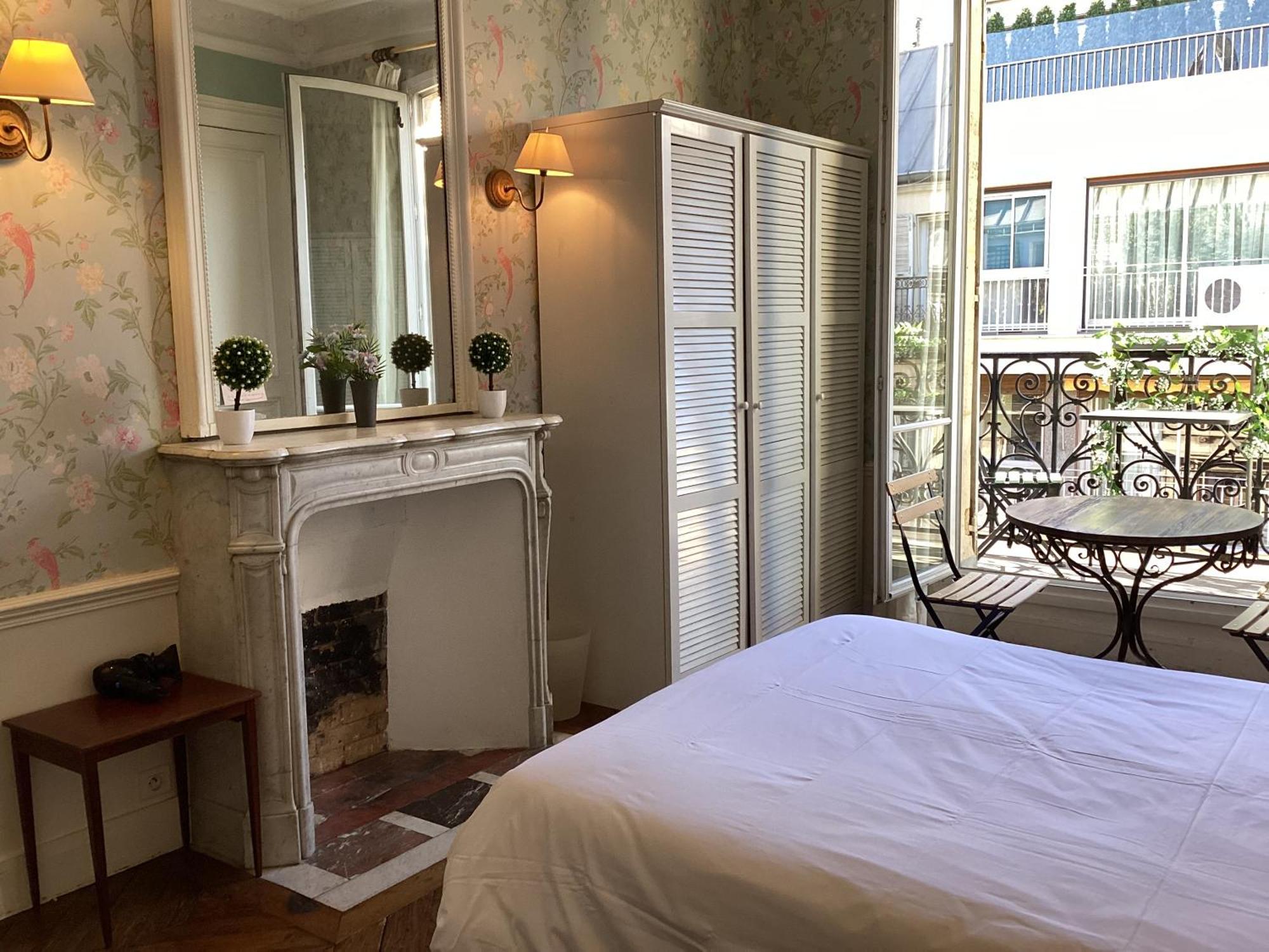Bed And Breakfast Paris Quartier Champs-Elysees 외부 사진