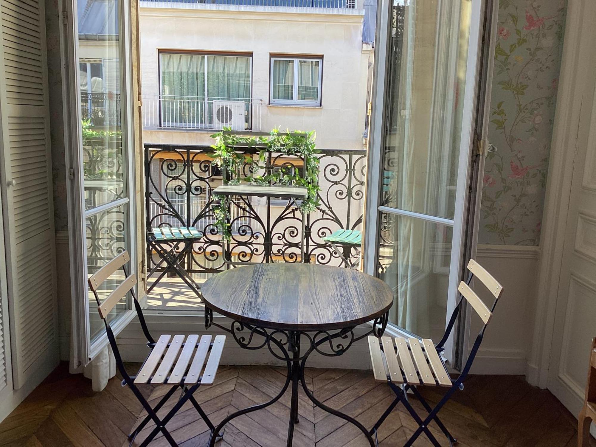 Bed And Breakfast Paris Quartier Champs-Elysees 외부 사진