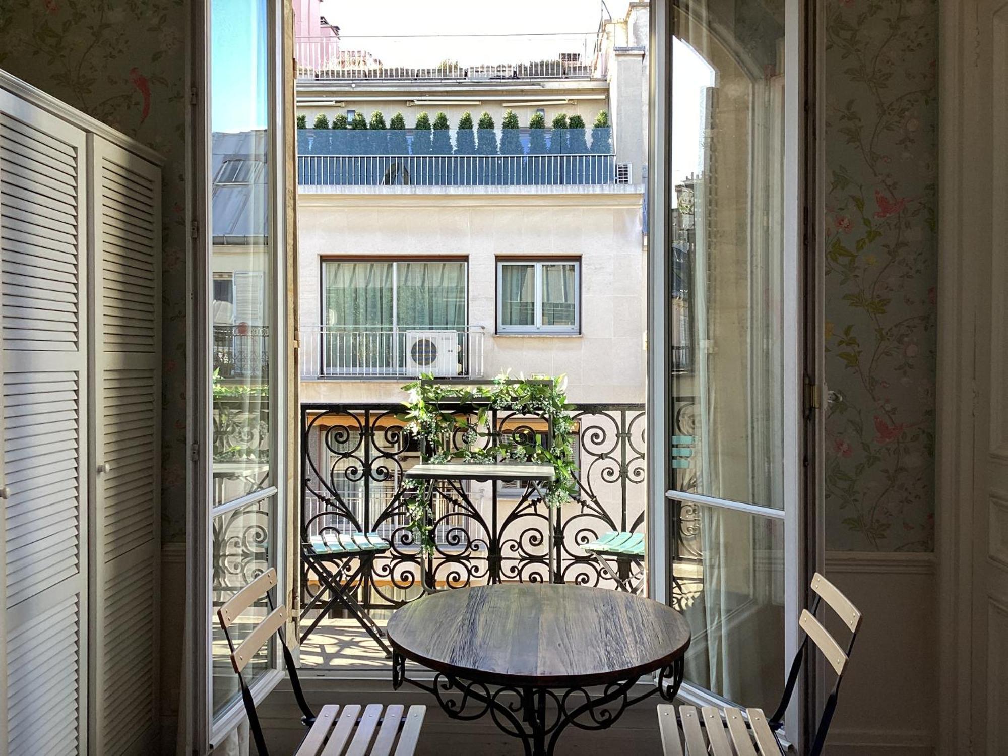 Bed And Breakfast Paris Quartier Champs-Elysees 외부 사진