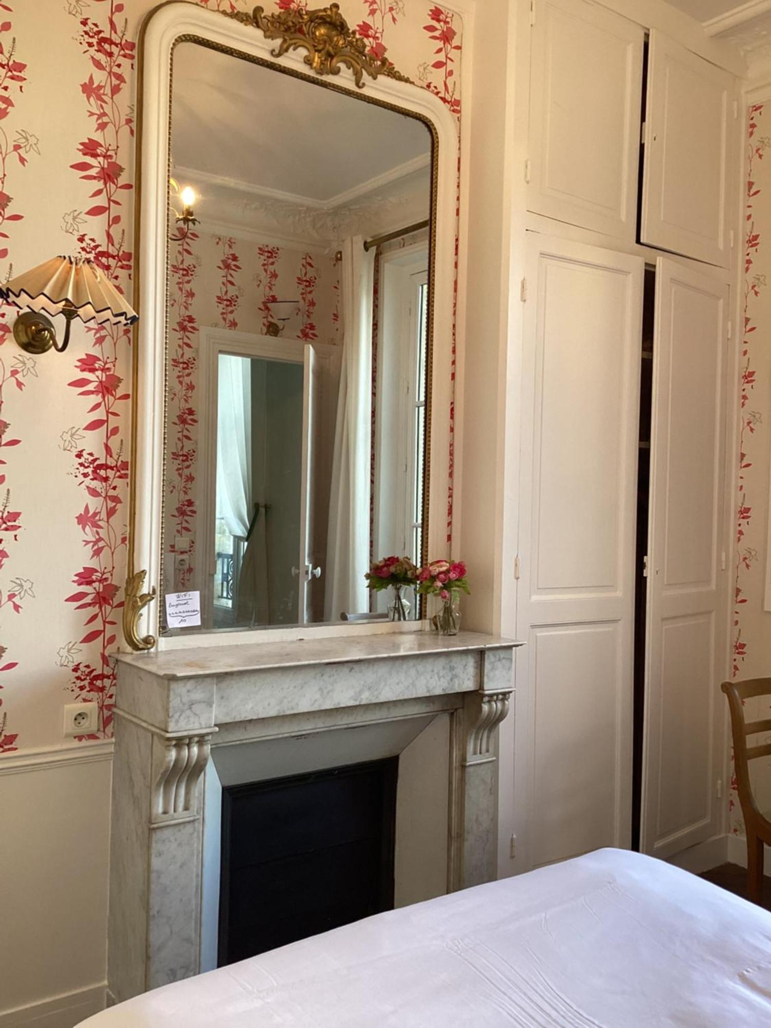 Bed And Breakfast Paris Quartier Champs-Elysees 외부 사진