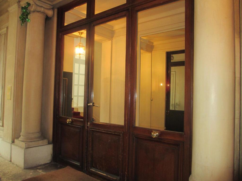 Bed And Breakfast Paris Quartier Champs-Elysees 외부 사진